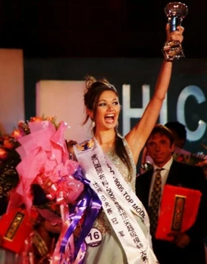Evening Gown Top Model of the World Dominika Van Santen Alix